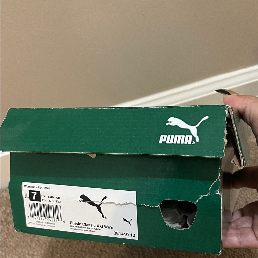 Puma Women’s Cream Sneakers - Picture 10 of 12